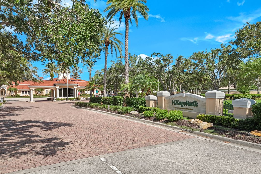 5848 Ferrara Dr, Sarasota, FL 34238
