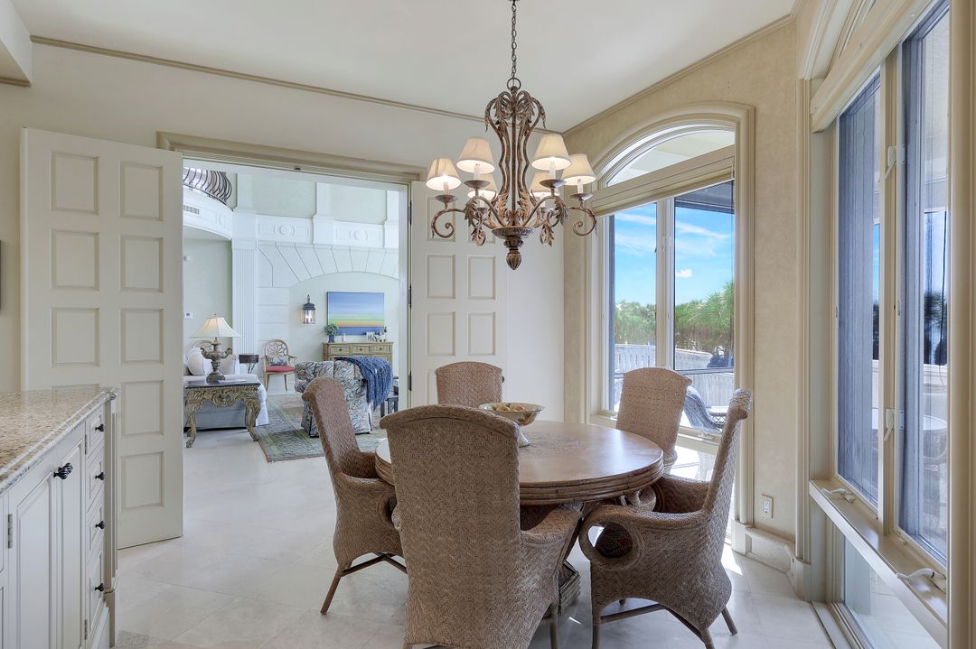 7425 Bay Colony Dr, Naples, FL 34108