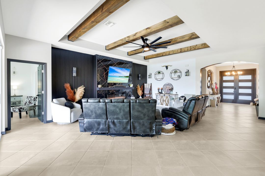 18821 Shimmer Dawn Ct, NO FORT MYERS, FL 33917