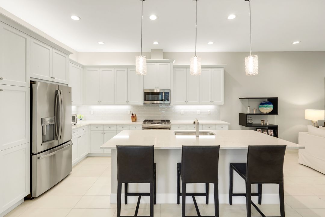 28558 Lobos Cir, Bonita Springs, FL 34135