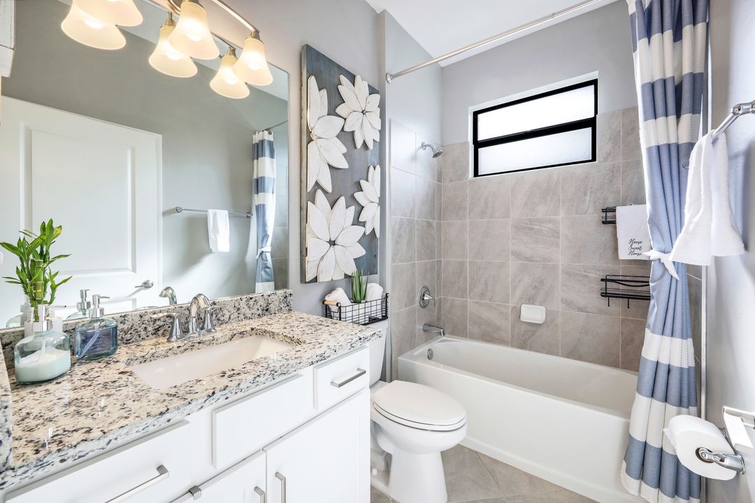 14033 Pine Lodge Ln, Fort Myers, FL 33913