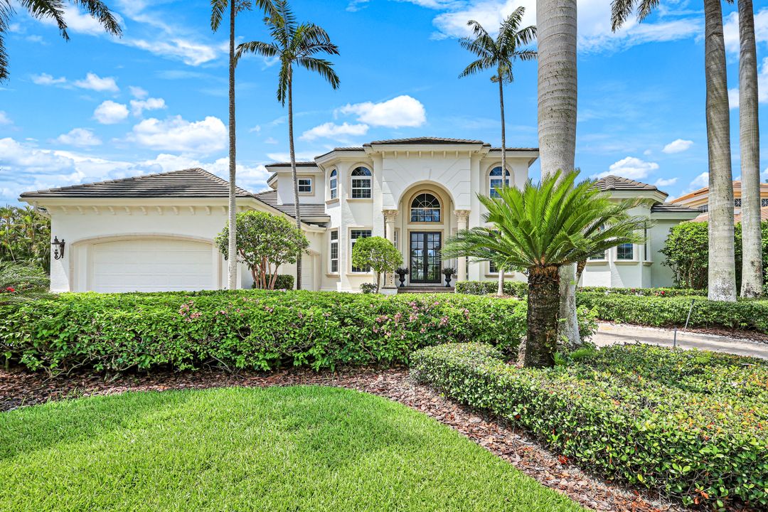 384 Mooring Line Dr, Naples, FL 34102