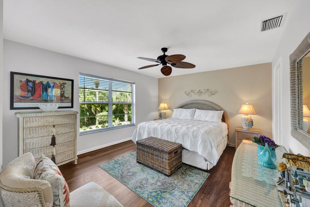 509 Roma Ct #202, Naples, FL 34110