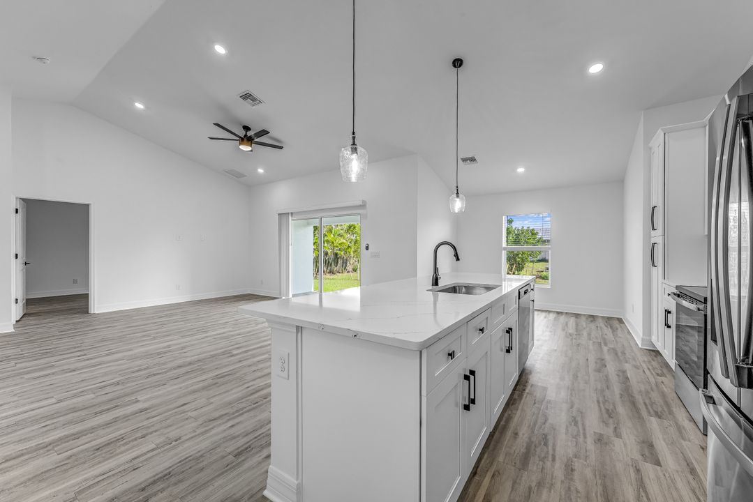 2117 NW 10th Terrace, Cape Coral, FL 33993