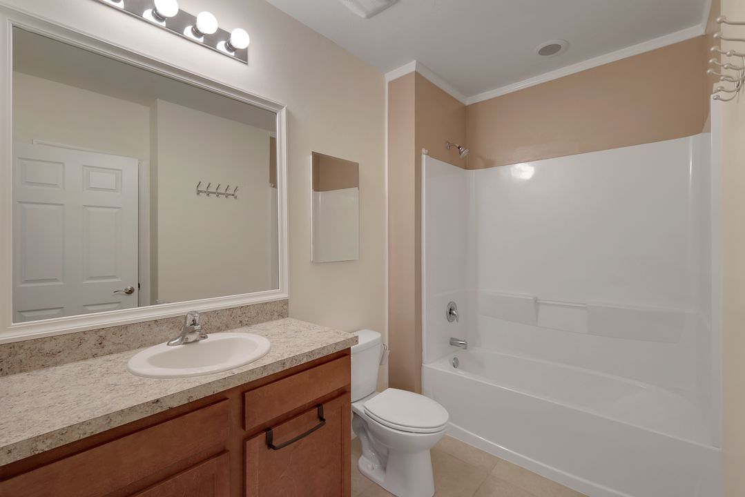 3440 Cancun Ct, Cape Coral, FL 33909