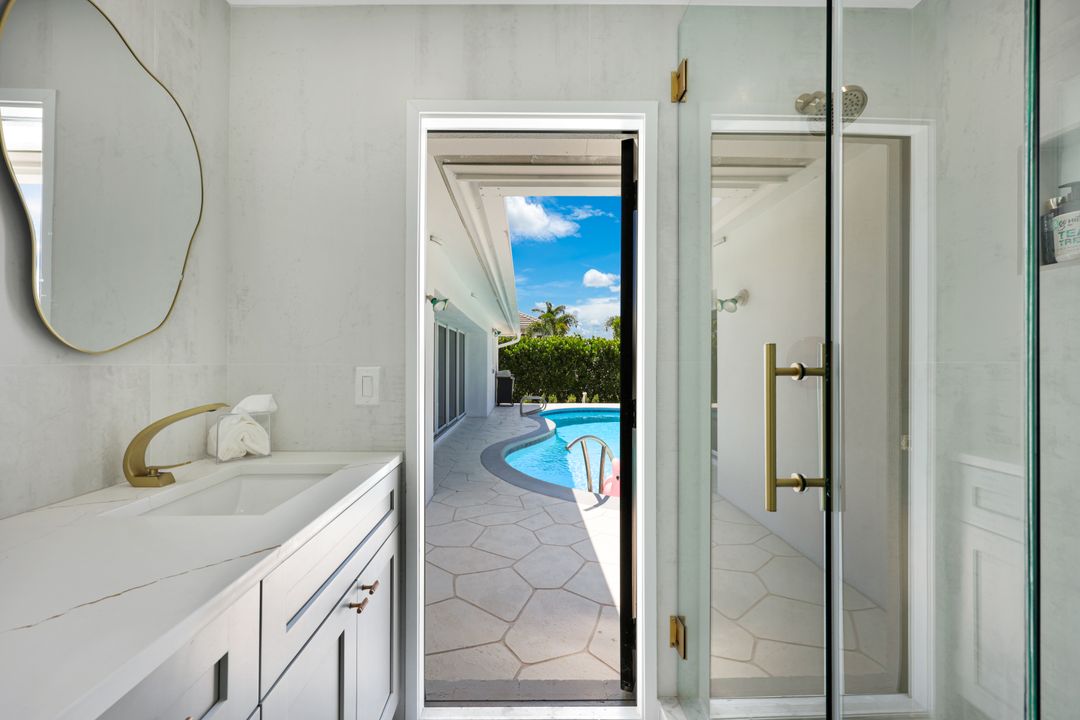 380 Rookery Ct, Marco Island, FL 34145