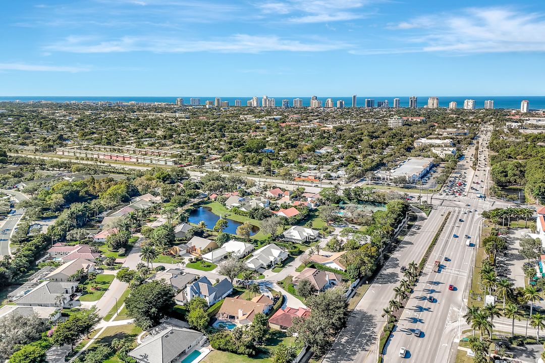 5138 Kristin Ct, Naples, FL 34105