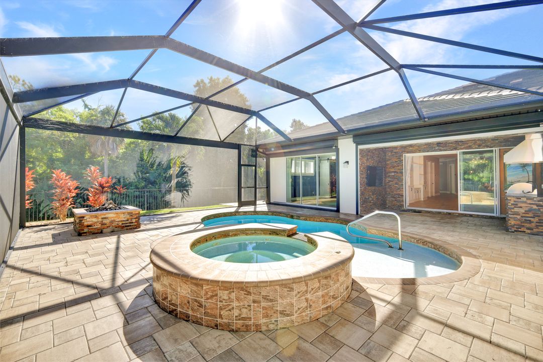 1189 S Town and River Dr, Fort Myers, FL 33919