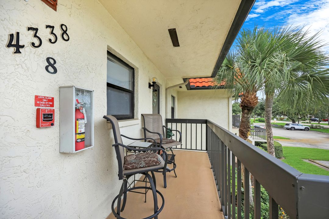 4338 27th Ct SW #204, Naples, FL 34116