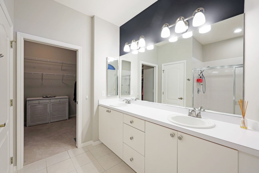 9337 Lake Abby Ln, Bonita Springs, FL 34135