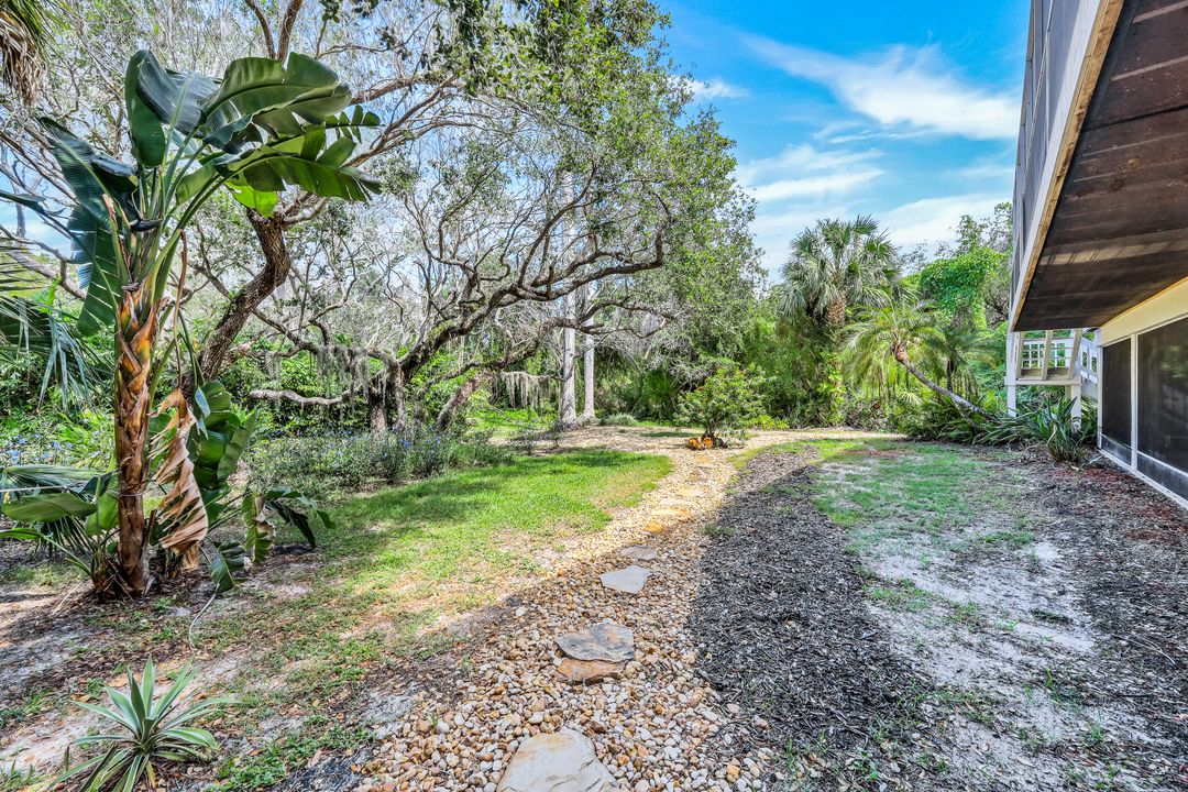 360 Gumbo Limbo Ln, Marco Island, FL 34145