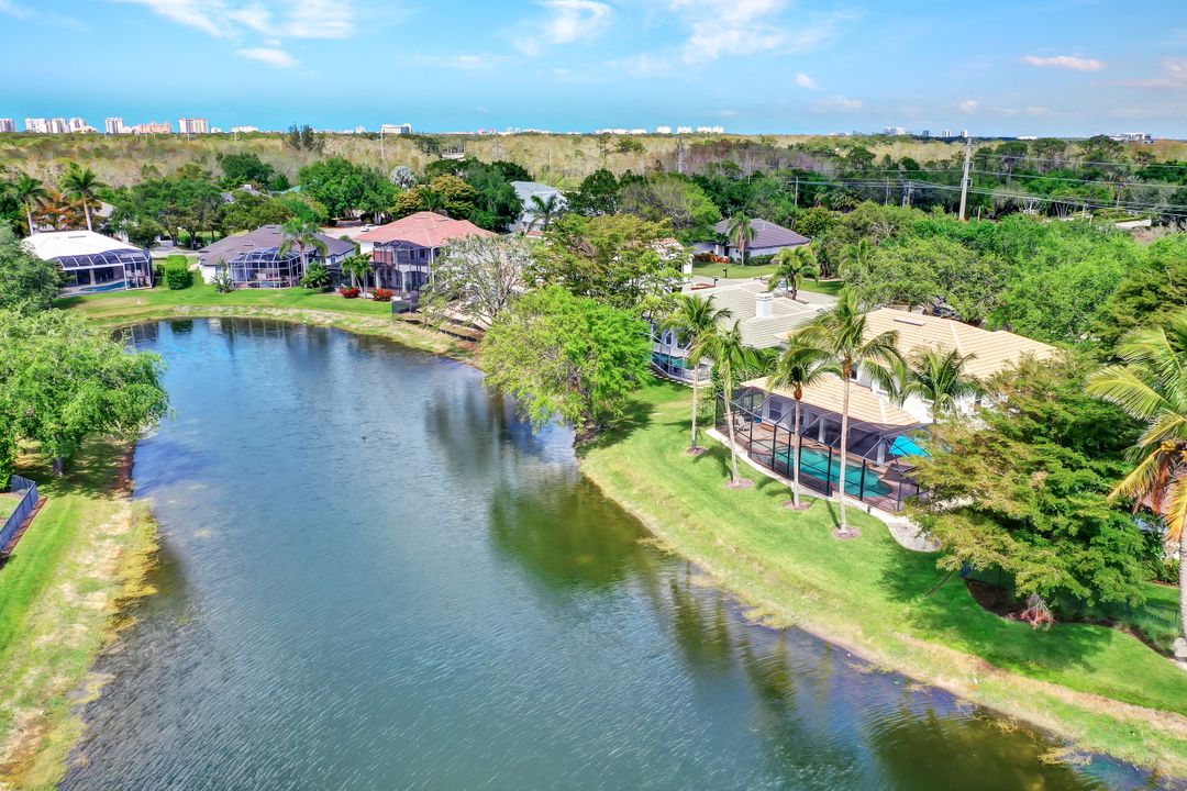 8146 Las Palmas Way, Naples, FL 34109