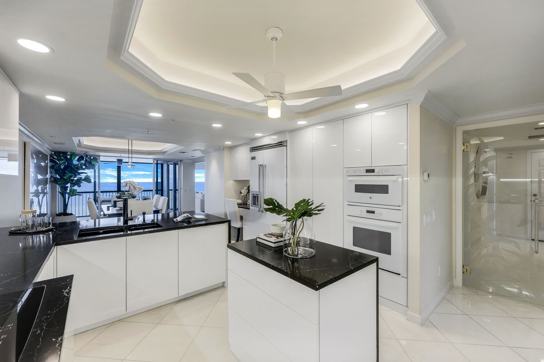 8473 Bay Colony Dr #503, Naples, FL 34108