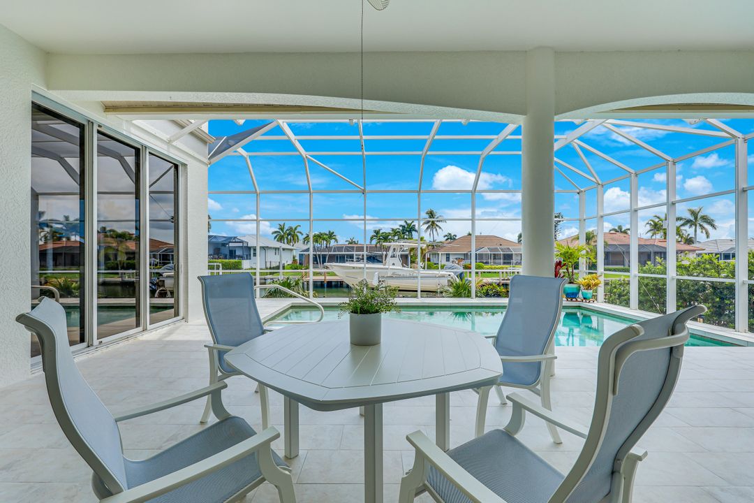 1148 Lamplighter Ct, Marco Island, FL 34145