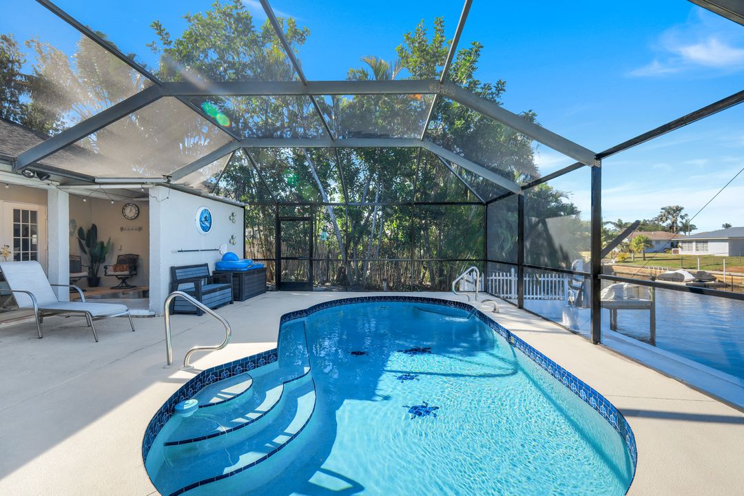 2215 SE 15th St, Cape Coral, FL 33990
