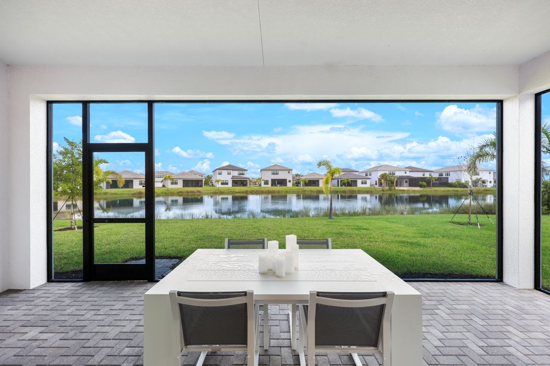 12648 Caballo Ct, Estero, FL 33928