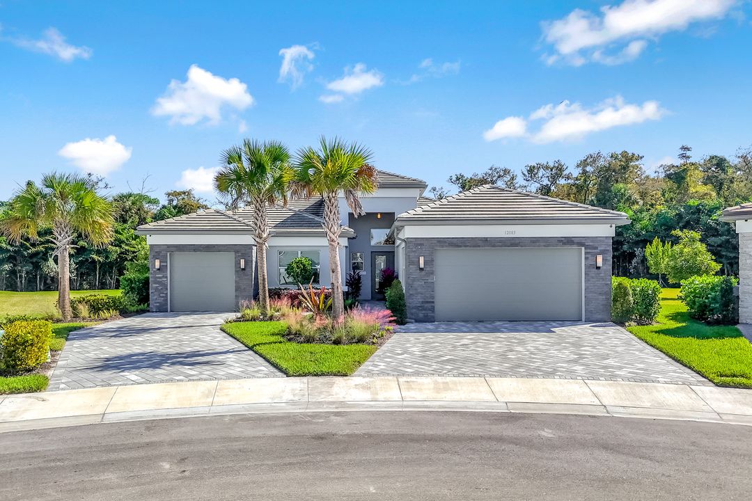 12083 Azalea Wy, Naples, FL 34120
