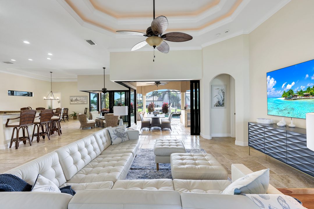 5858 Harbour Preserve Cir, Cape Coral, FL 33914