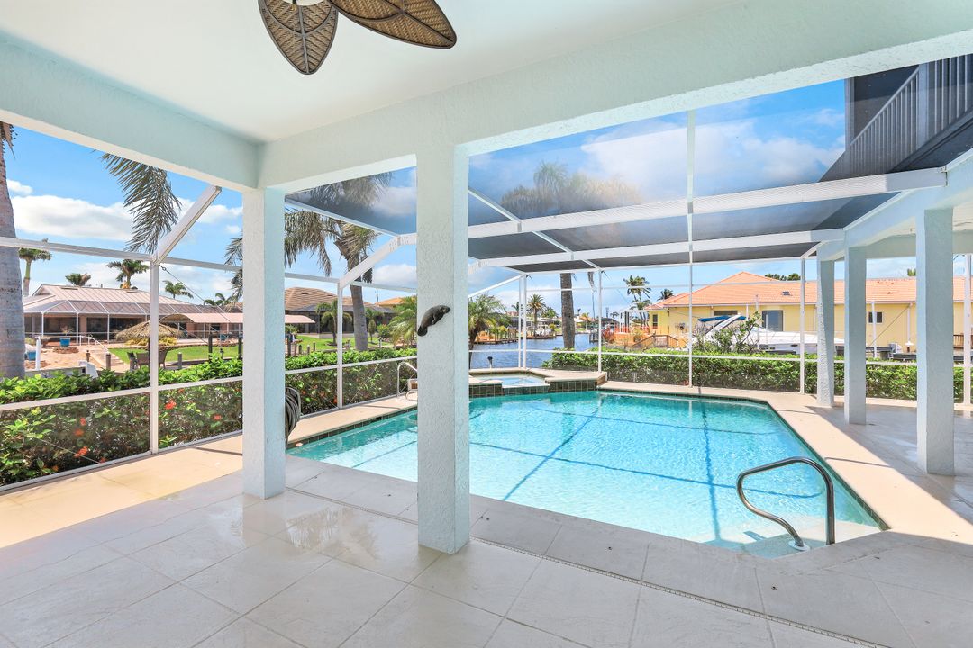 5340 SW 8th Ct, Cape Coral, FL 33914