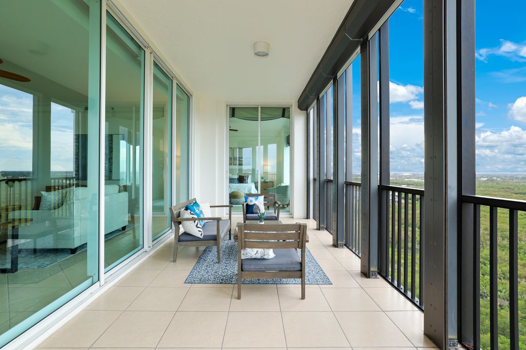 445 Cove Tower Dr #1603, Naples, FL 34110