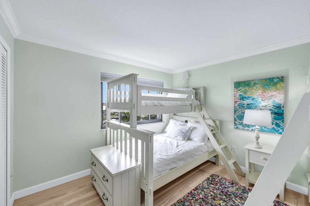 11030 Gulf Shore Dr #302, Naples, FL 34108