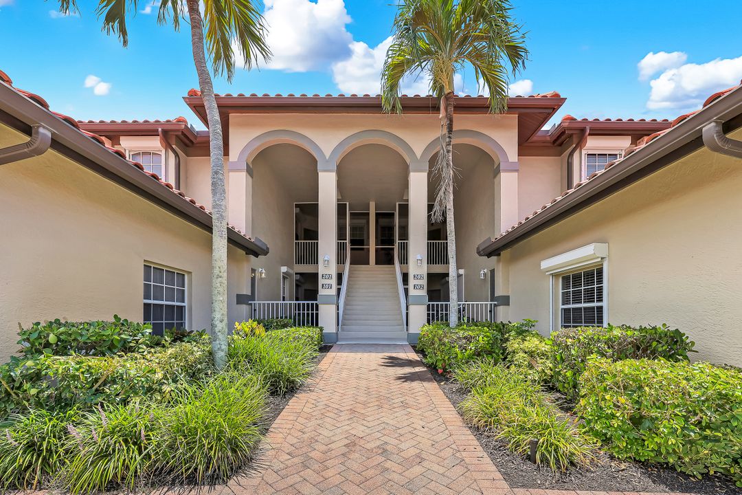 210 Waterside Cir #201, Marco Island, FL 34145