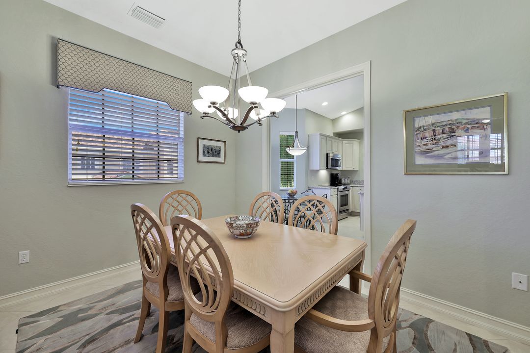 8641 Champions Point #1003, Naples, FL 34113