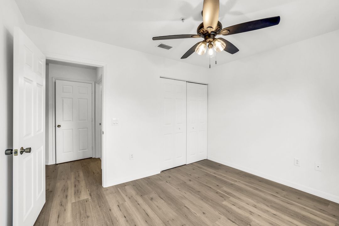 6635 Huntington Lakes Cir #202, Naples, FL 34119