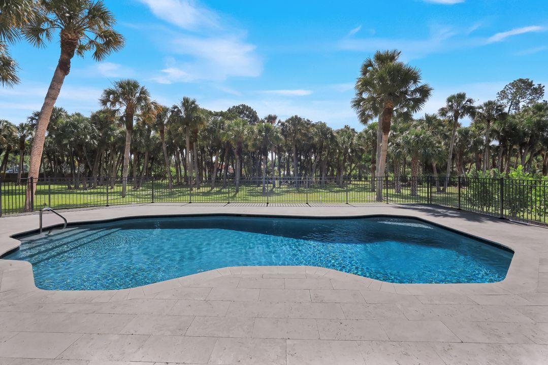 3000 70th St SW, Naples, FL 34105