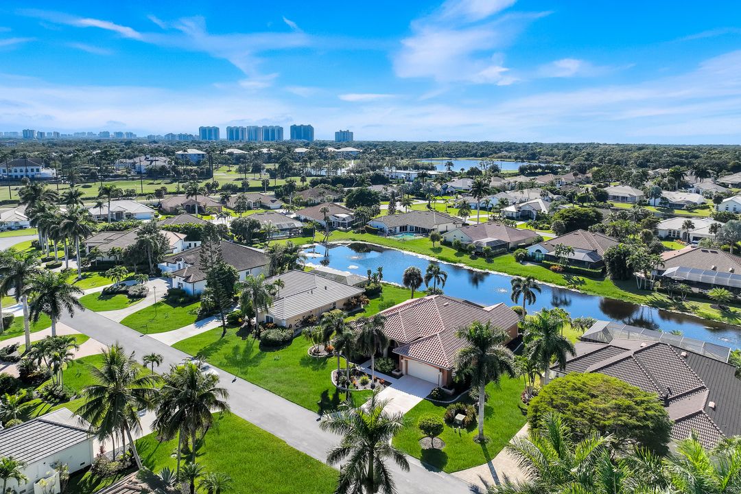 28071 Winthrop Cir, Bonita Springs, FL 34134