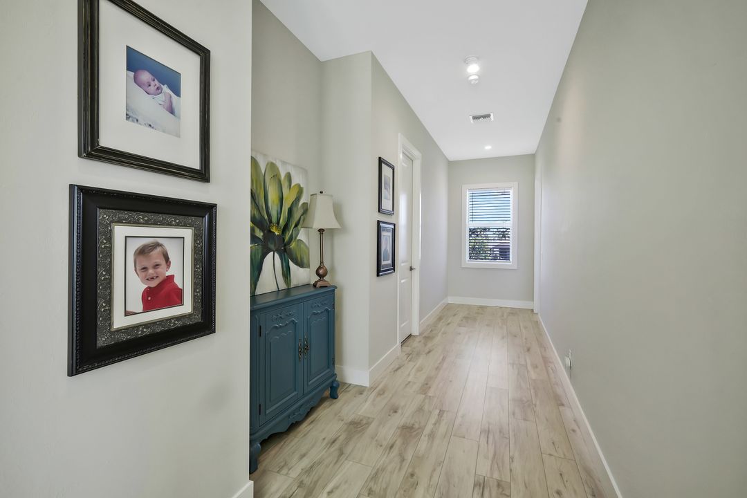 2717 SW 38th St, Cape Coral, FL 33914