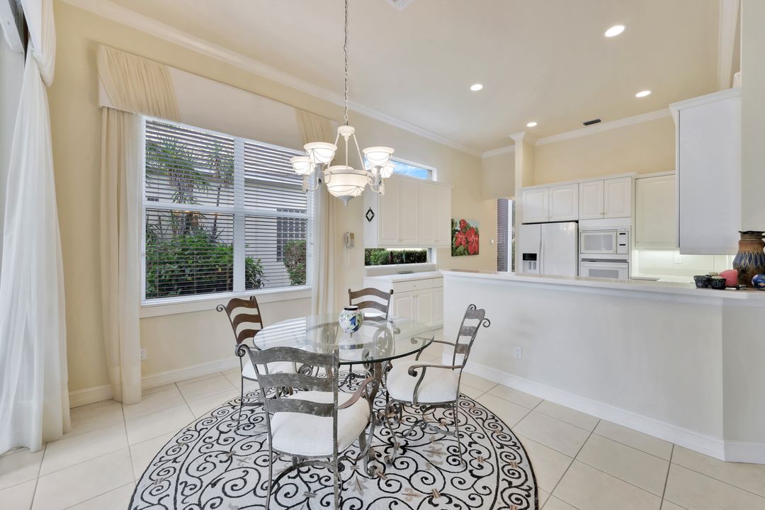 3625 Olde Cottage Ln, Bonita Springs, FL 34134