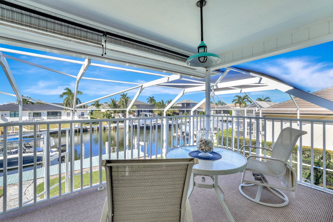 390 Waterleaf Ct, Marco Island, FL 34145