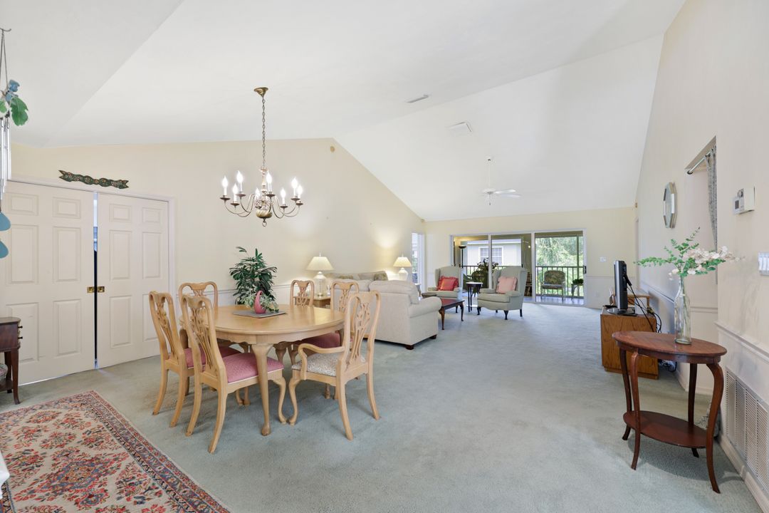 242 Via Perignon, Naples, FL 34119