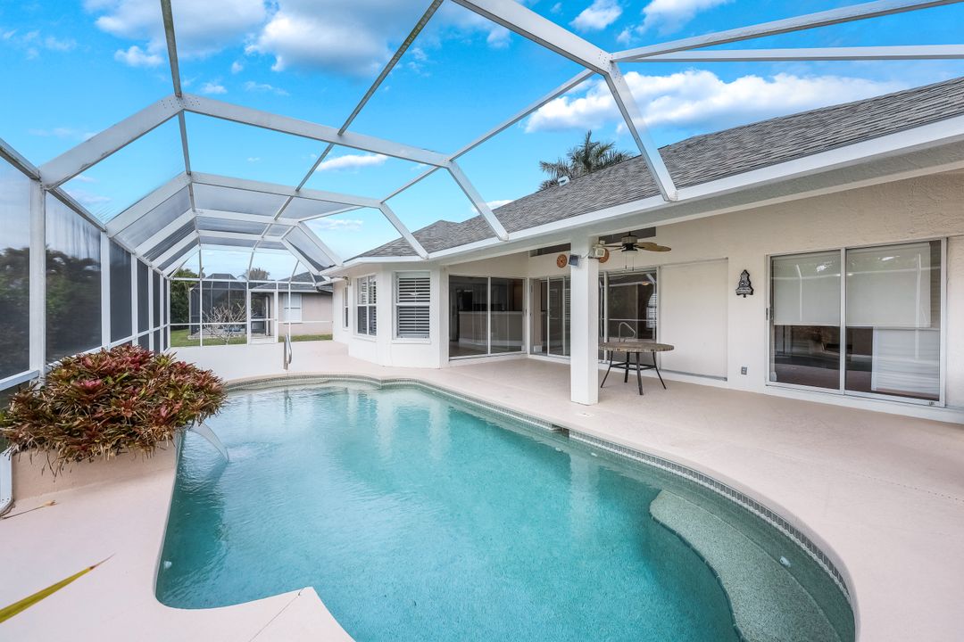 142 Saxon St, Marco Island, FL 34145