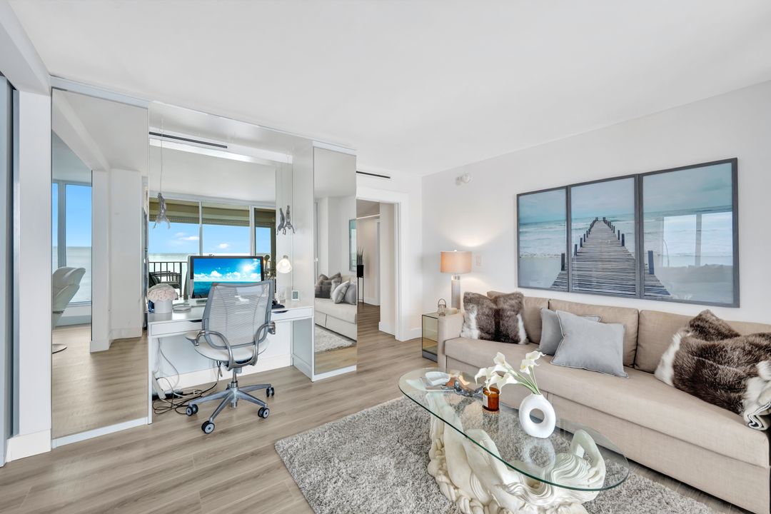 3115 Gulf Shore Blvd N #205-S, Naples, FL 34103