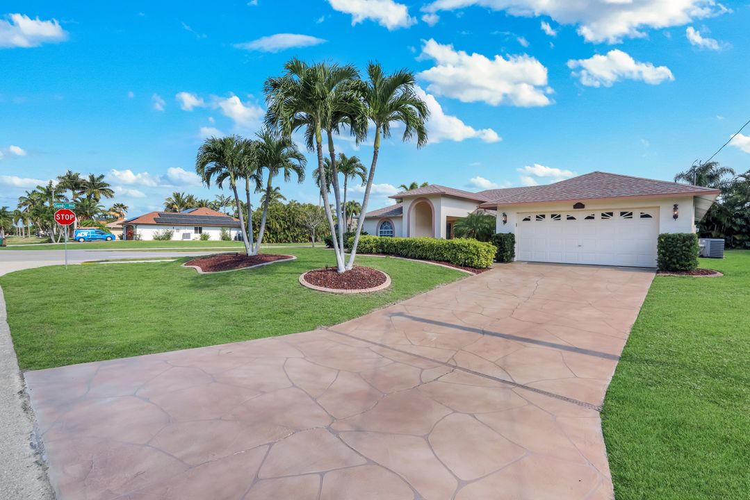 2725 SW 46th Terrace, Cape Coral, FL 33914