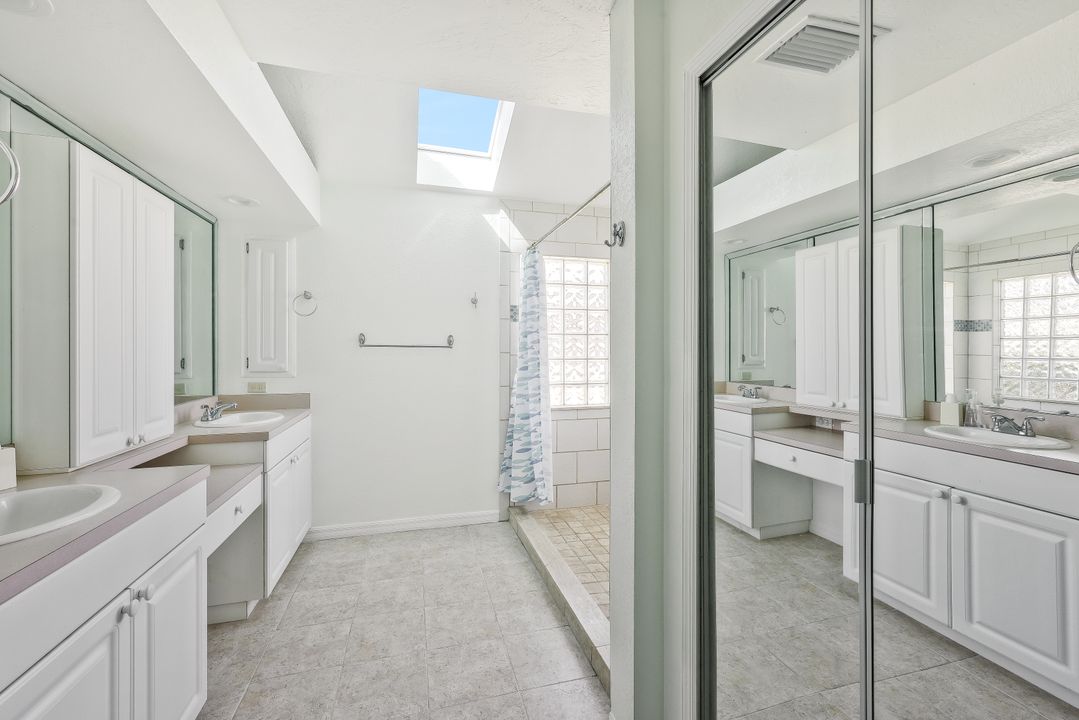 432 SE 17th St, Cape Coral, FL 33990