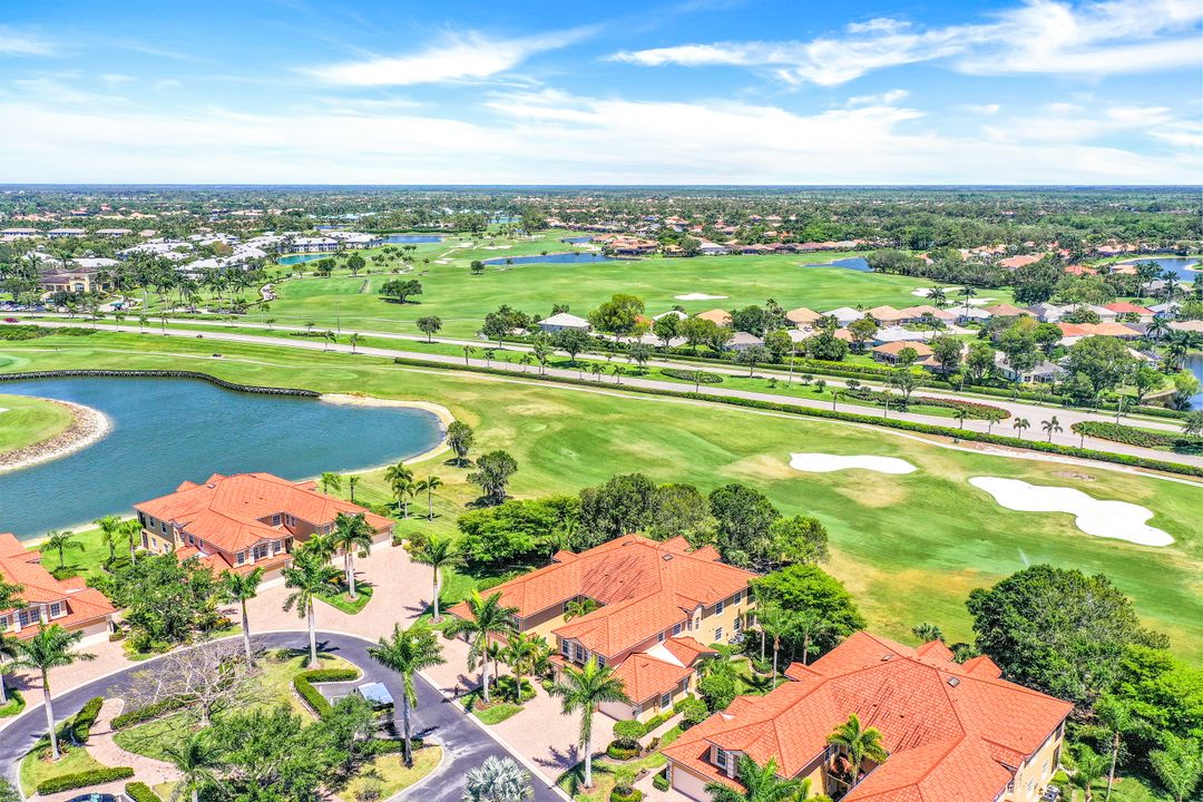 8637 Champions Point #901, Naples, FL 34113