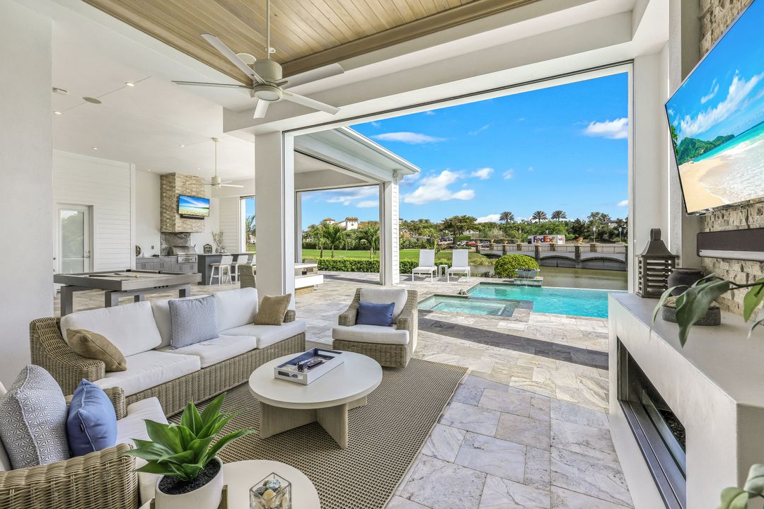 16415 Seneca Way, Naples, FL 34110