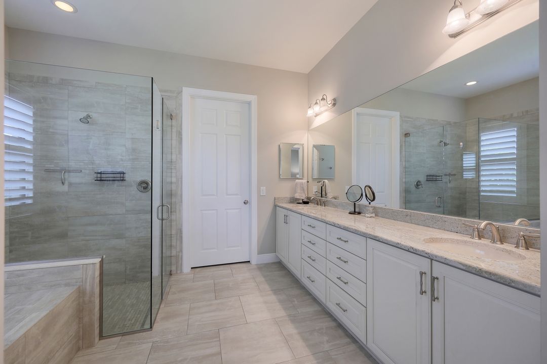 10283 Porto Romano Drive, Miromar Lakes, FL 33913