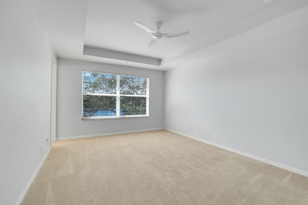 1370 Mariposa Cir #102, Naples, FL 34105