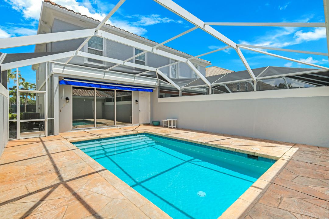 6124 Towncenter Cir, Naples, FL 34119