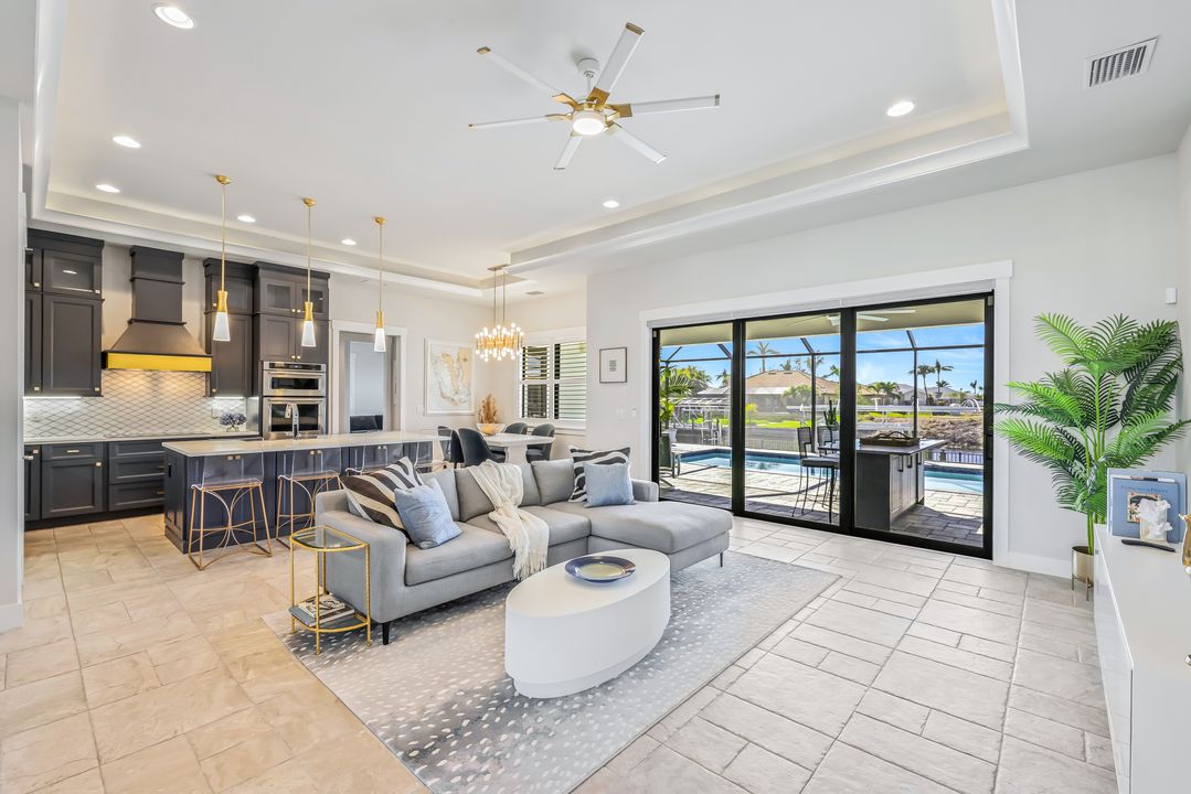 4110 SW 27th Ave, Cape Coral, FL 33914