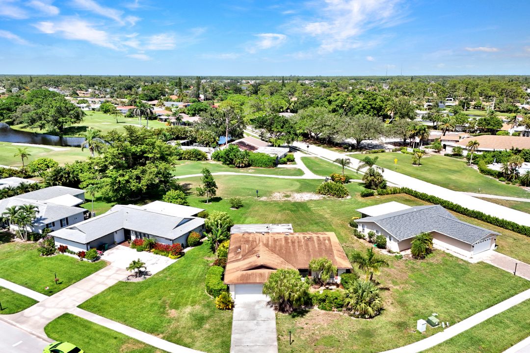 4305 Beechwood Lake Dr, Naples, FL 34112