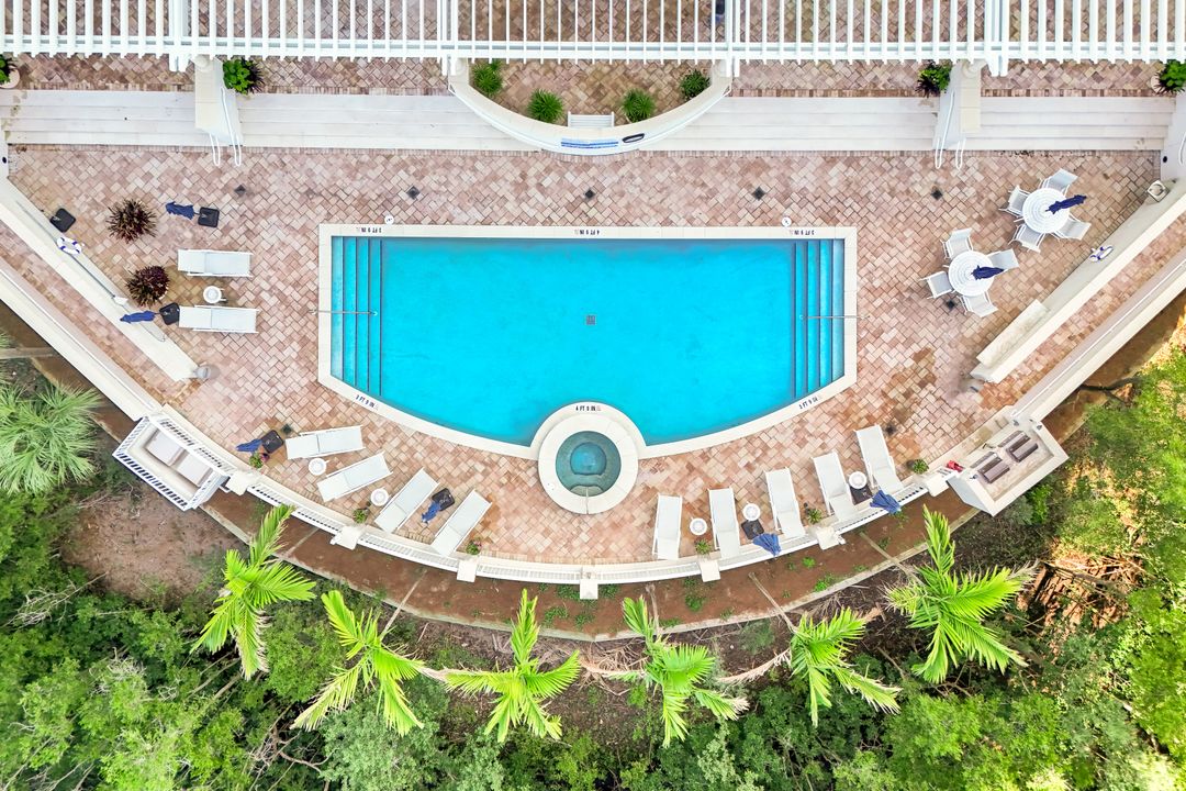 295 Grande Way #1505, Naples, FL 34110