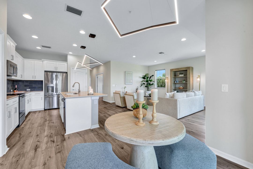 2344 Sheen Ln, Naples, FL 34120