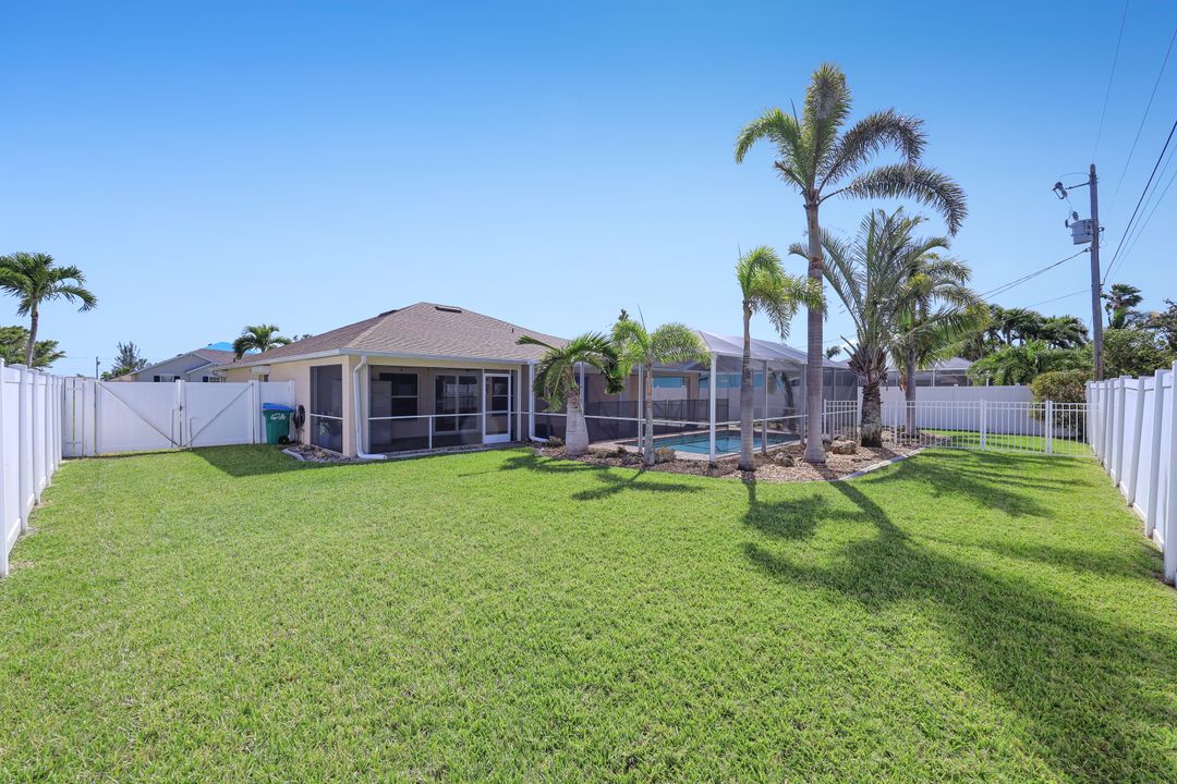 153 SE 27th Terrace, Cape Coral, FL 33904