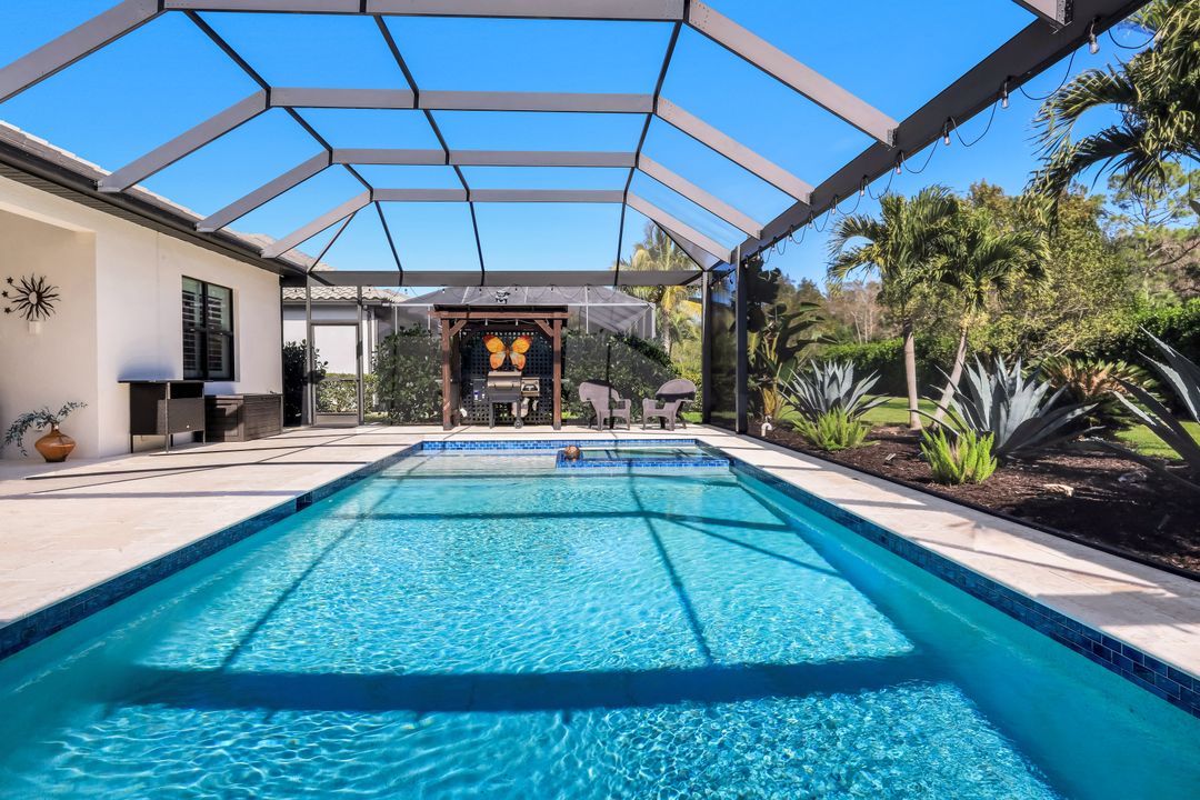 2302 Grenadines Way, Naples, FL