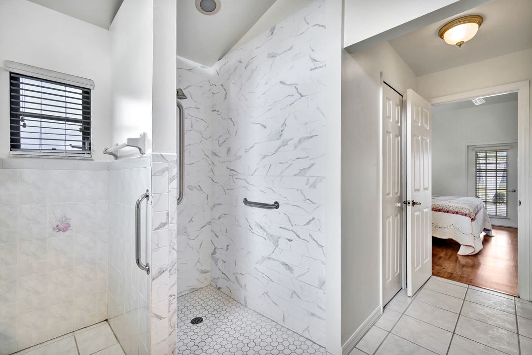 1705 SE 7th St, Cape Coral, FL 33990